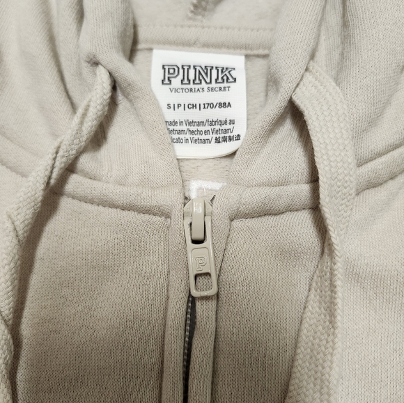 #492 VS Pink Cream & Red Plaid Set 😍 - Picture 7 of 12